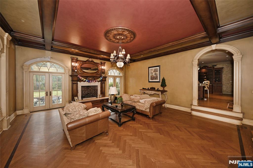 22 Pembroke Trail