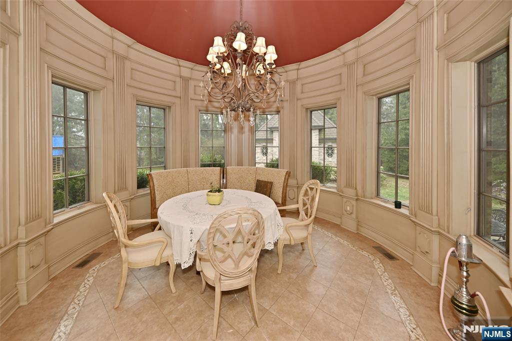 22 Pembroke Trail