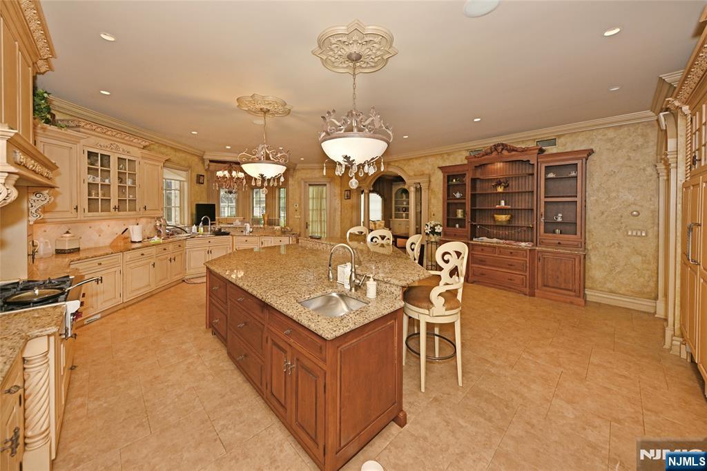 22 Pembroke Trail