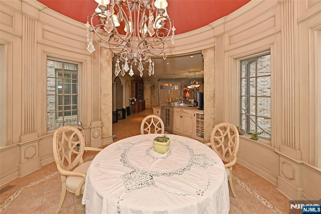 22 Pembroke Trail