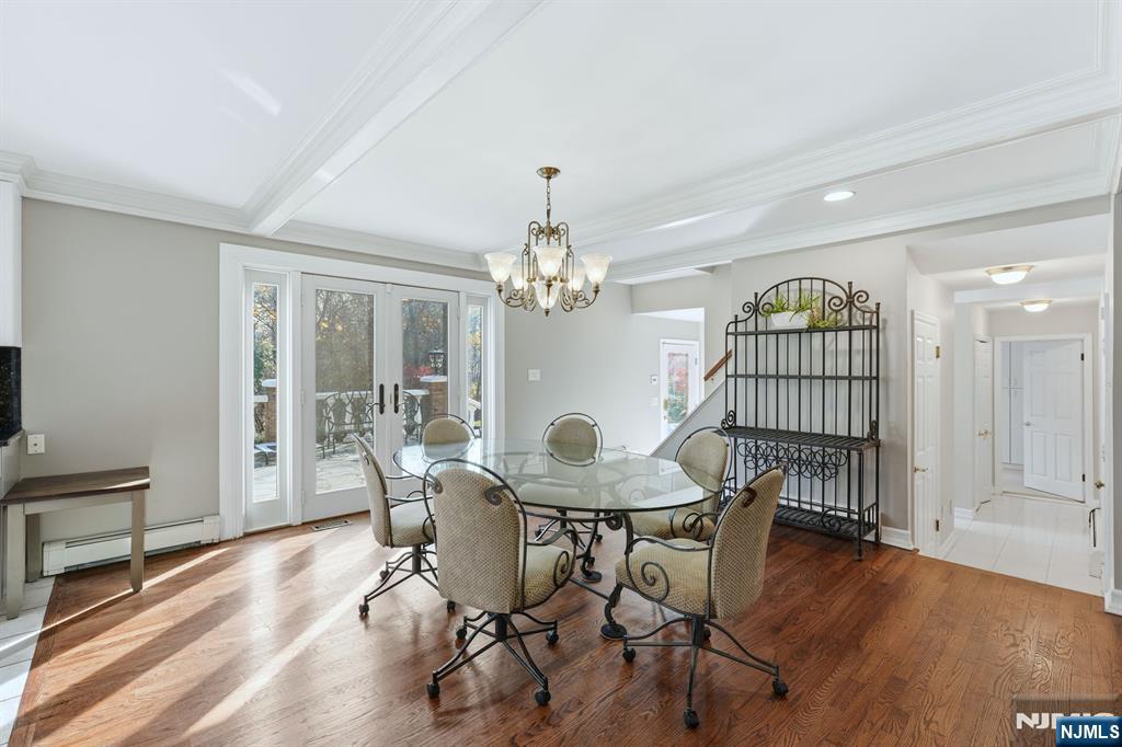 425 Saddle Back Trail