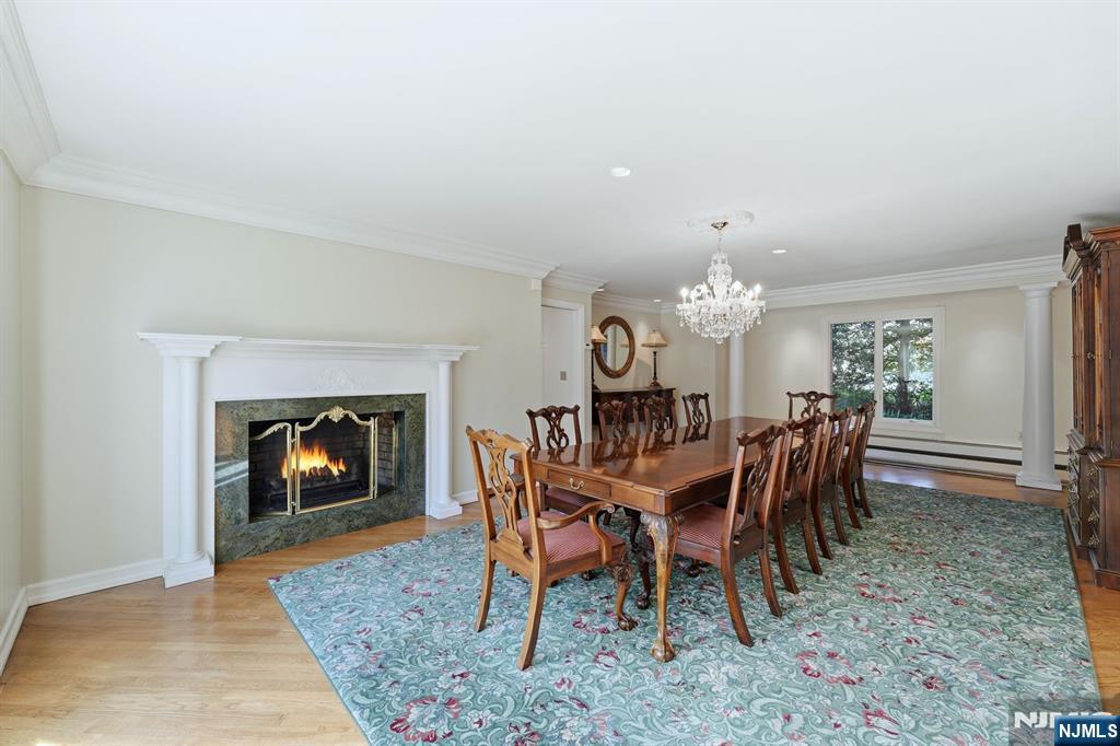 425 Saddle Back Trail