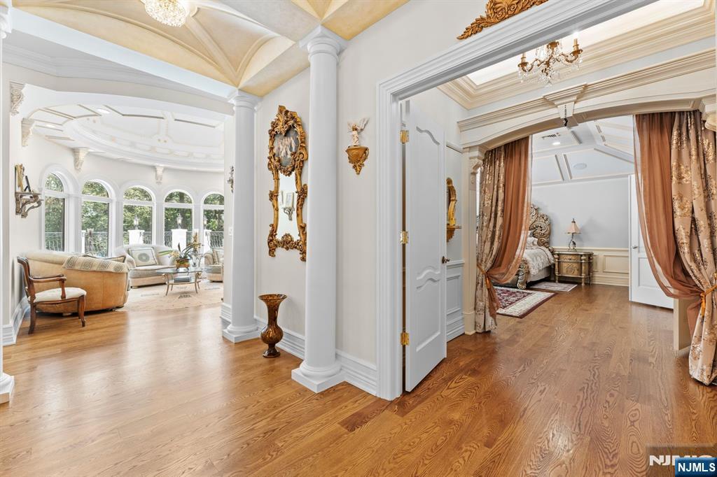 6 Burning Hollow Road