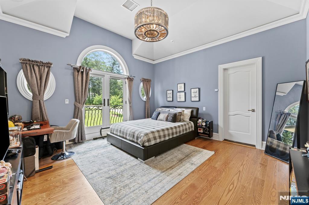 6 Burning Hollow Road