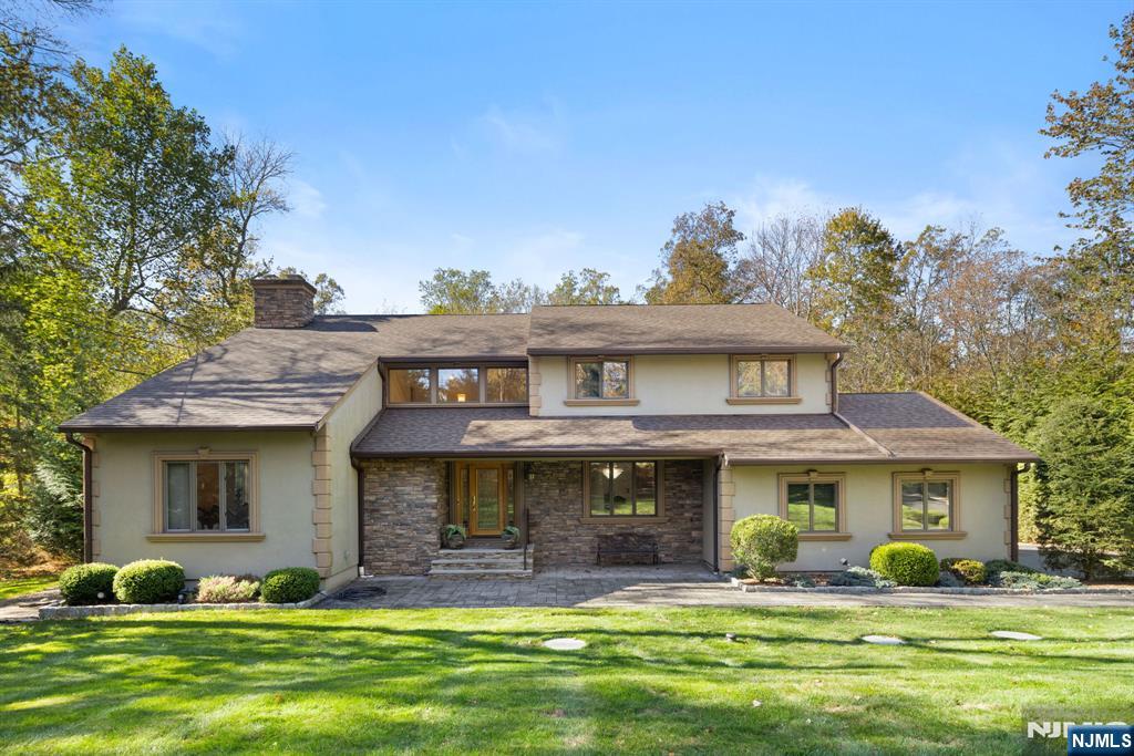 1090 High Mountain Road