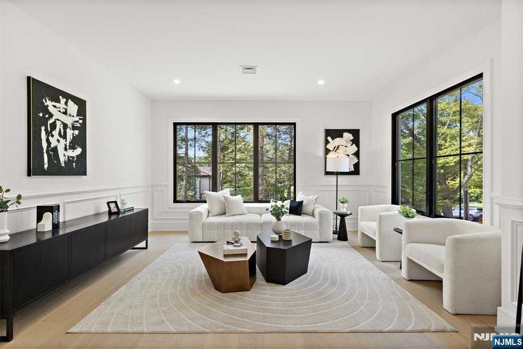 36 Hampshire Hill Road