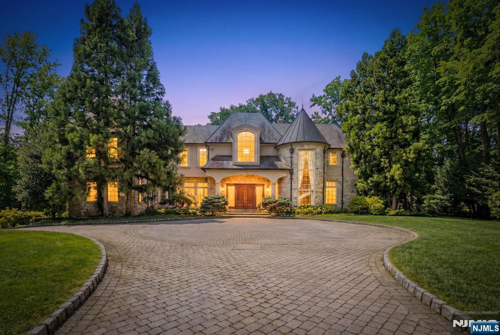 11 Elden Drive