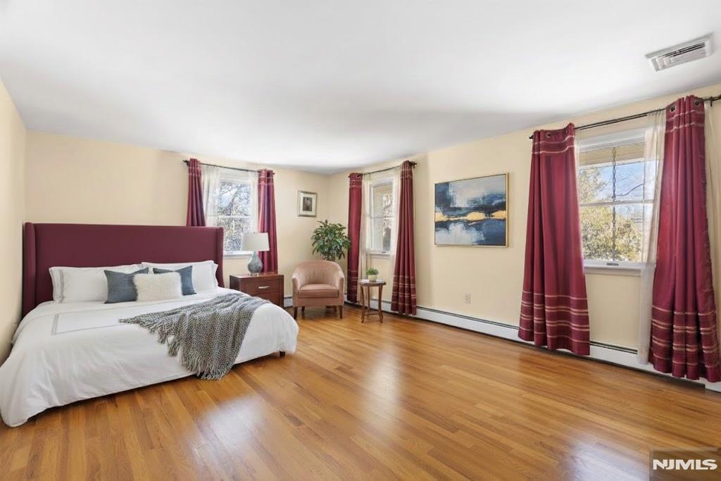 232 W Midland Avenue