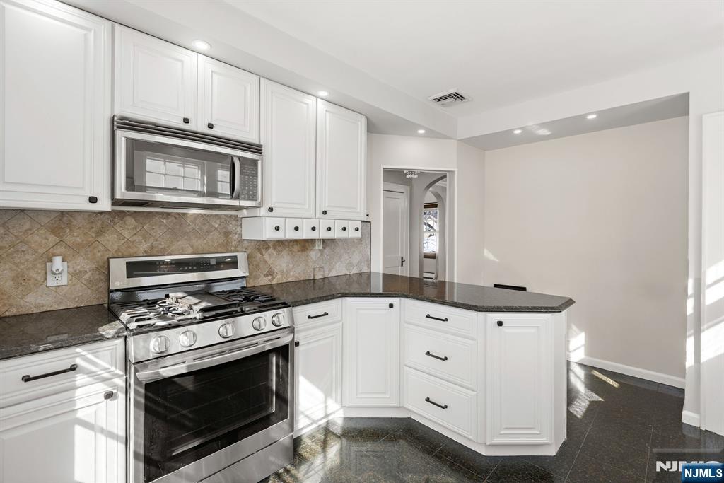 232 W Midland Avenue