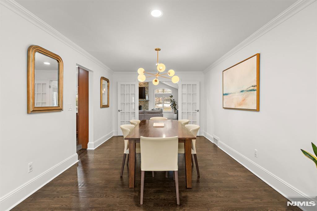 379 Butternut Avenue