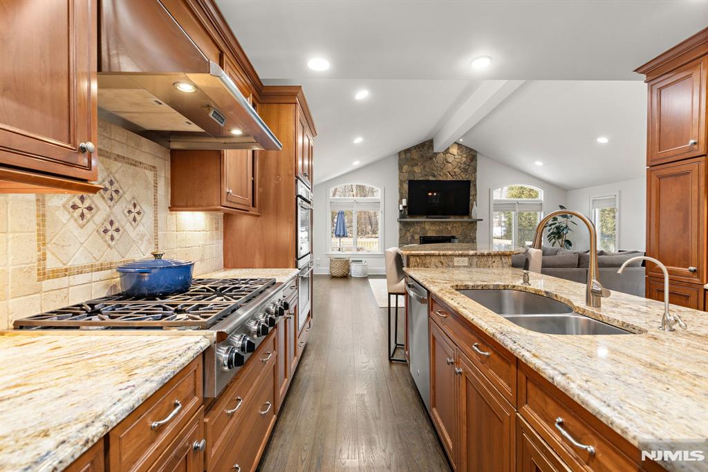 379 Butternut Avenue