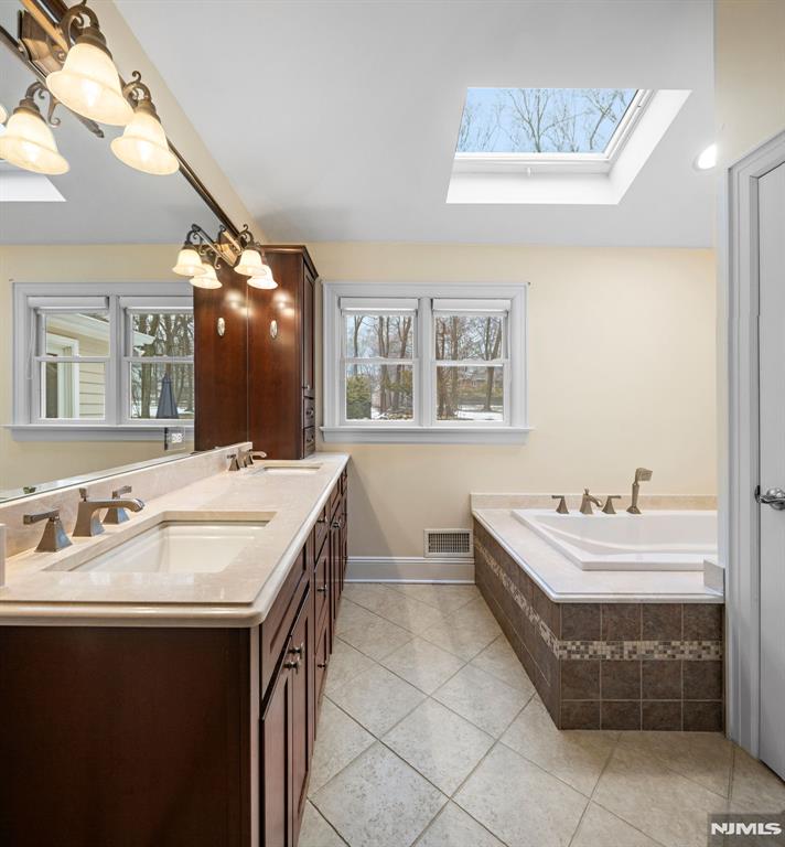 379 Butternut Avenue