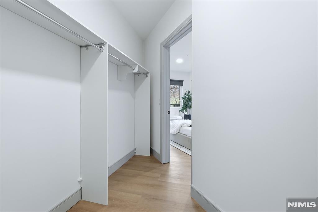 1435 10th Street 208