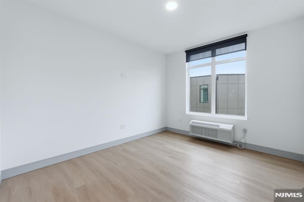 1435 10th Street 410