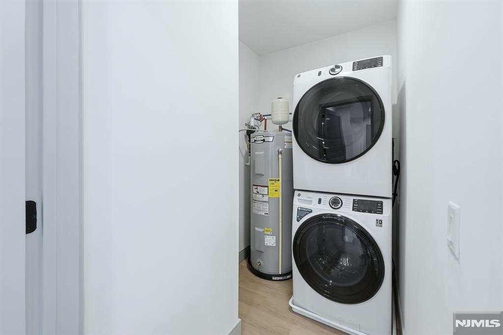 1435 10th Street 410