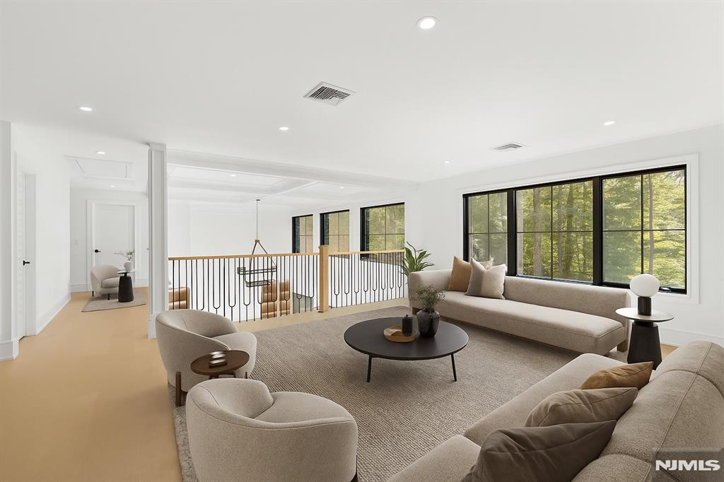 36 Hampshire Hill Road