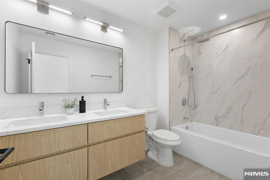 36 Hampshire Hill Road