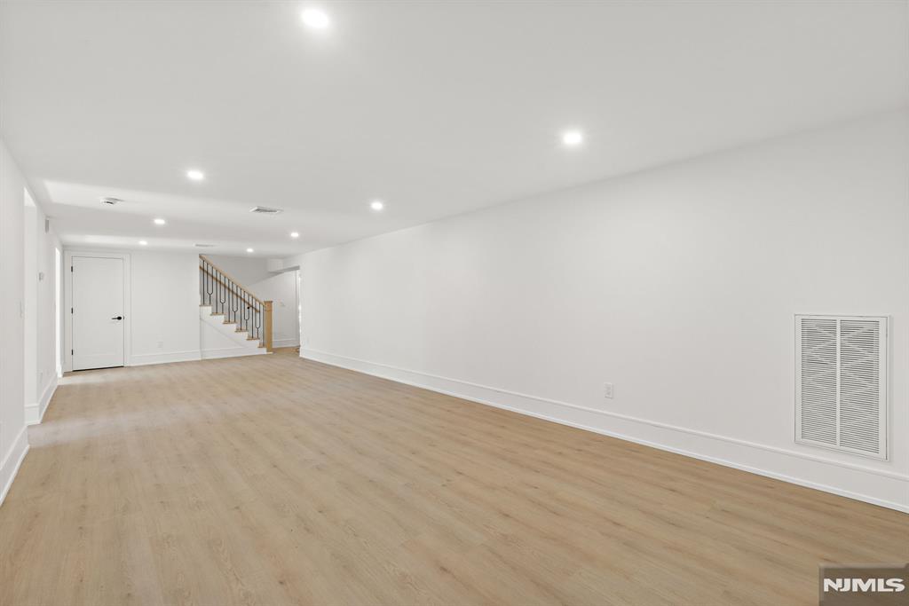 36 Hampshire Hill Road