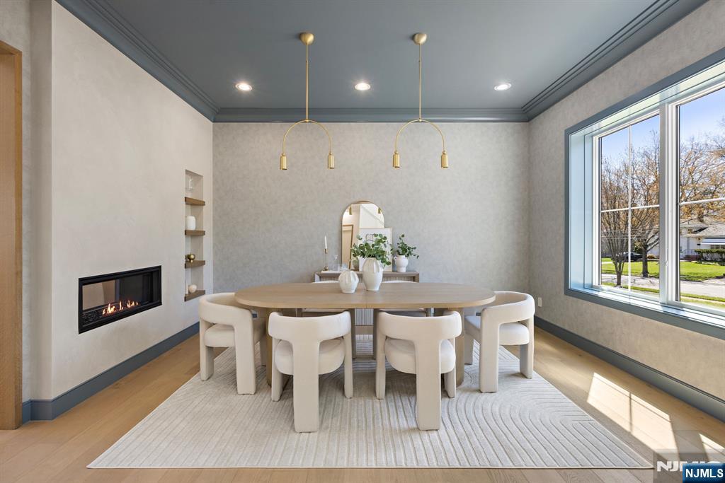 27 Garret Place