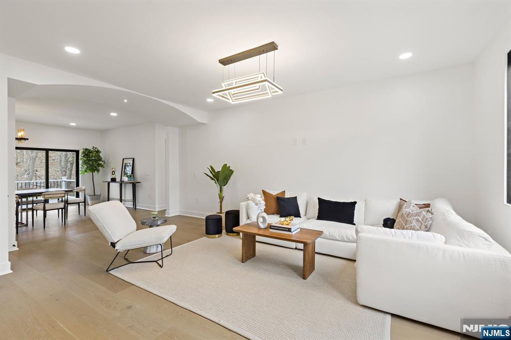 45 Riverview Terrace