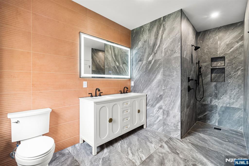 45 Riverview Terrace