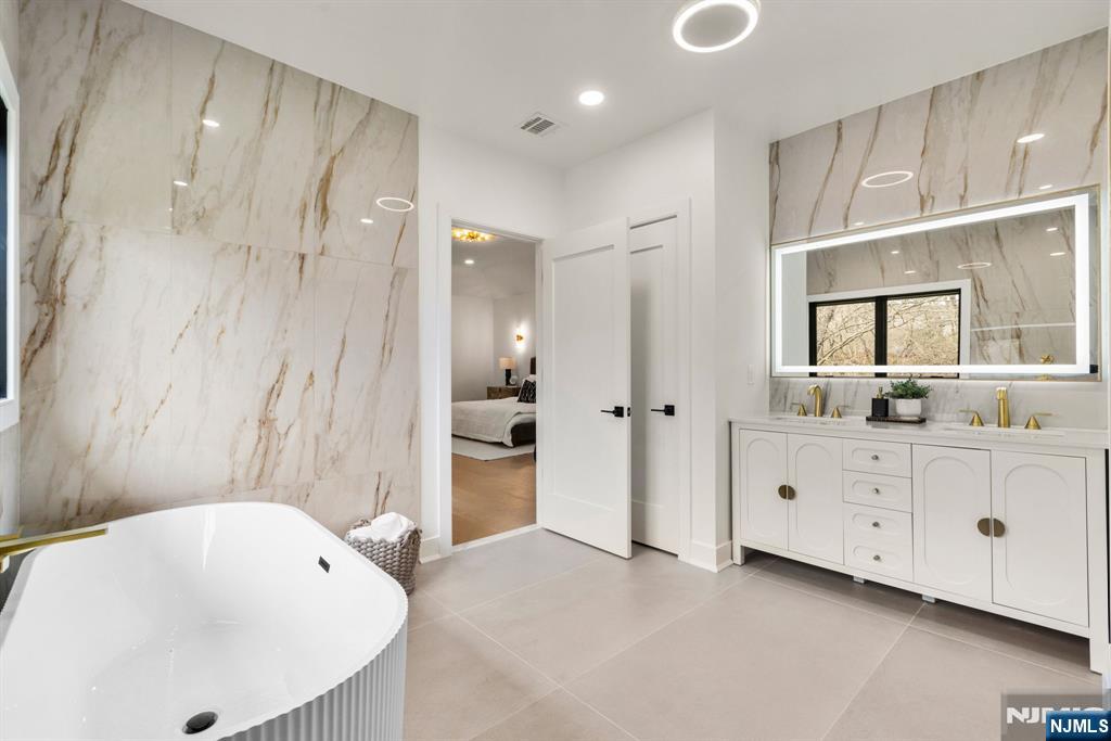 45 Riverview Terrace