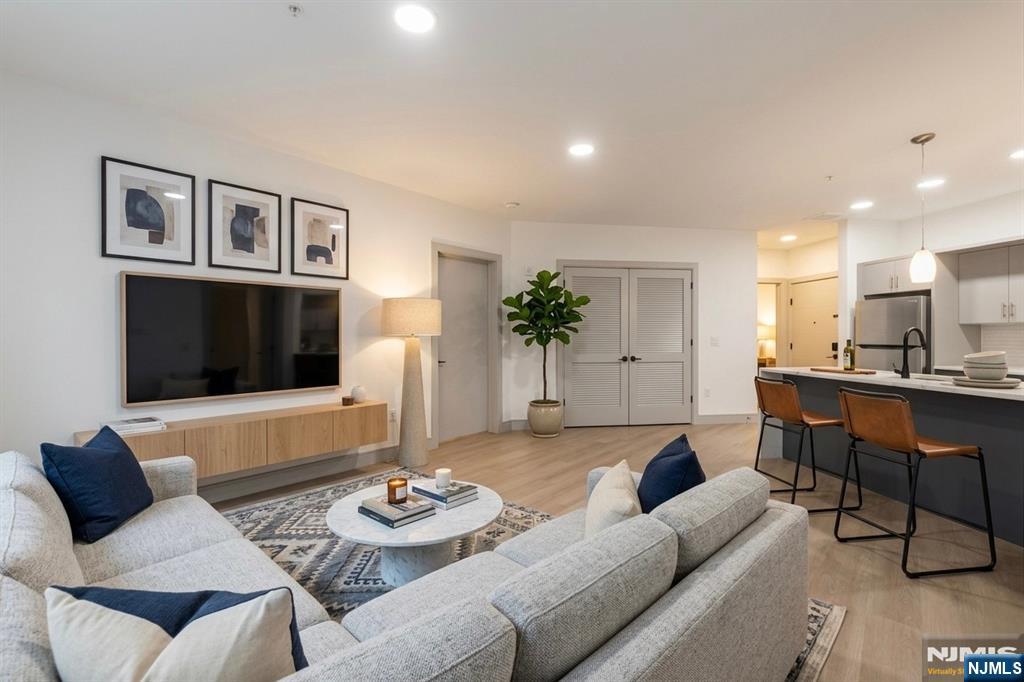 1435 10th Street 209