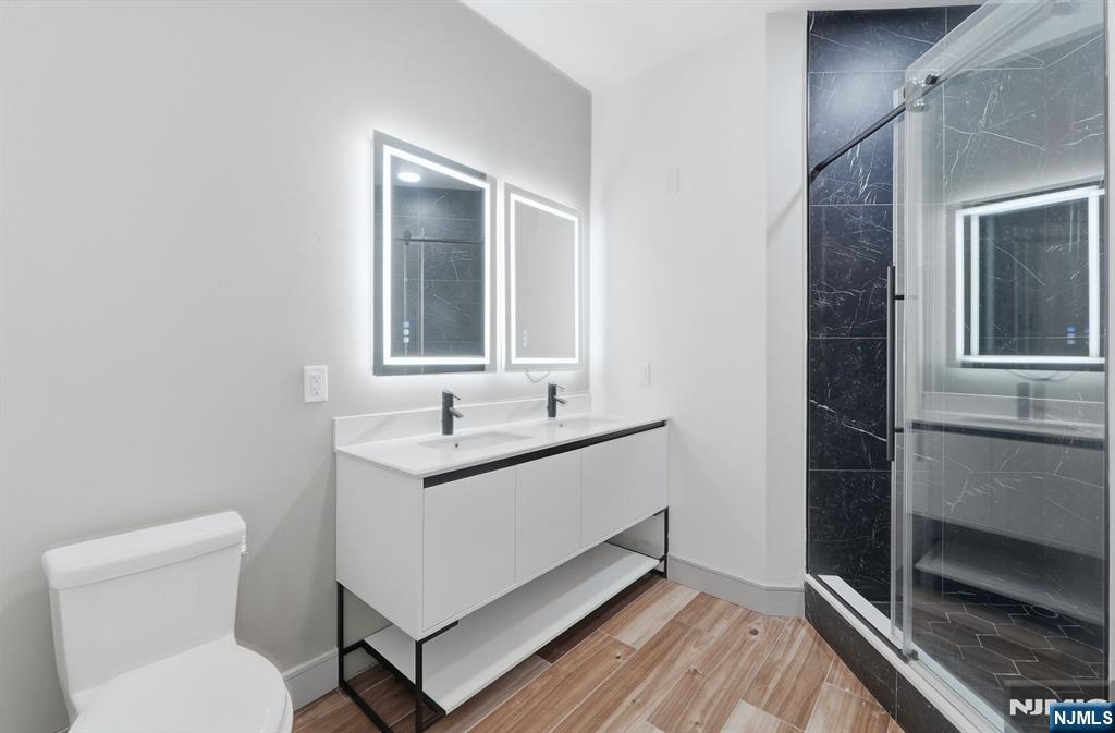 1435 10th Street 209