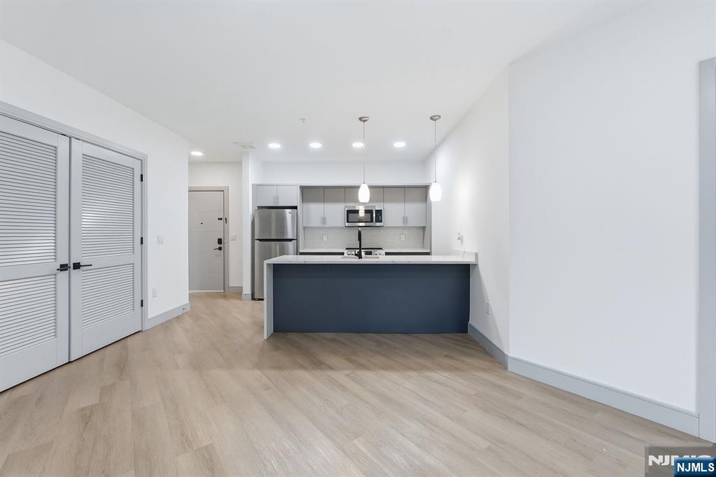 1435 10th Street 209