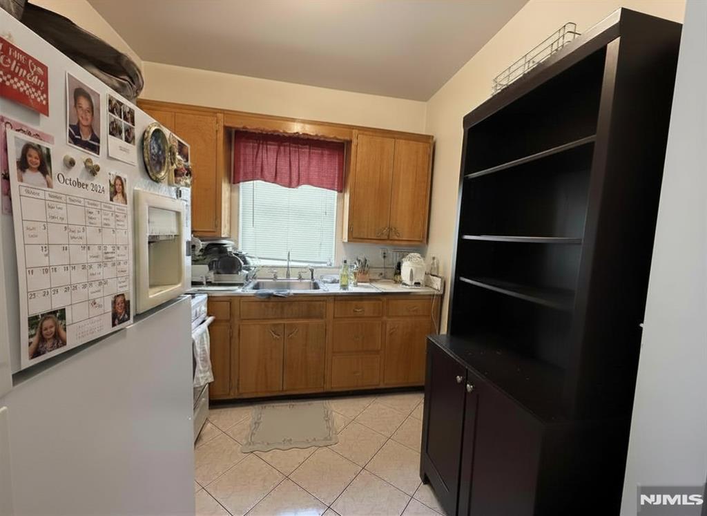 112 Division Avenue 2