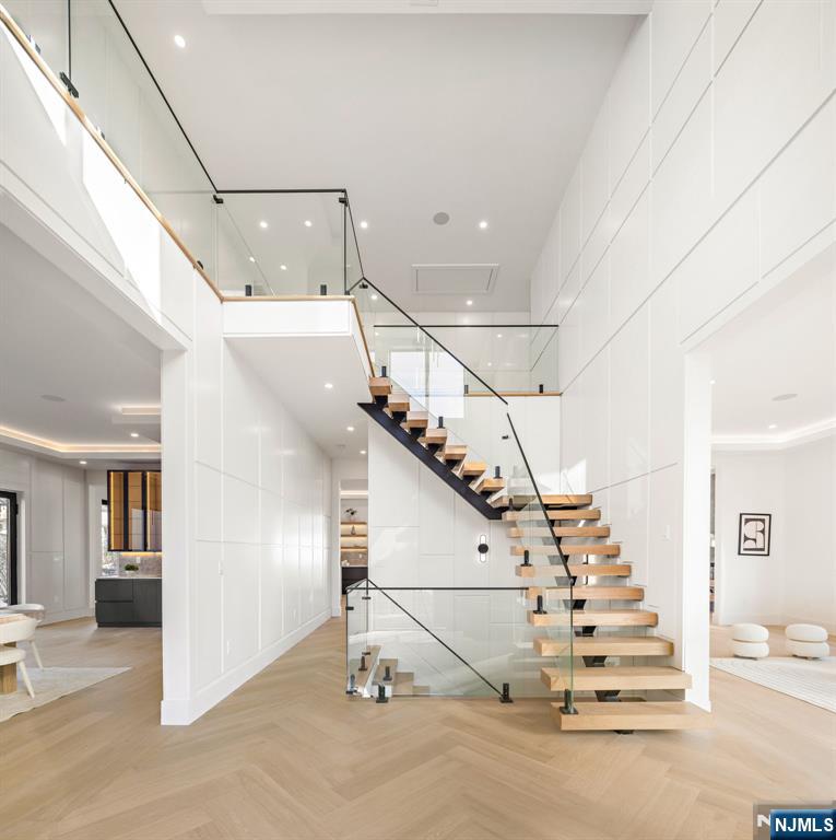 210 Hillcrest Drive