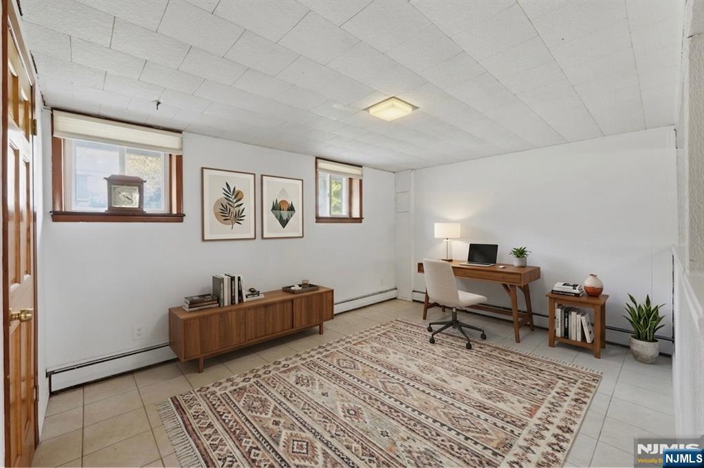 123 Cosman Street