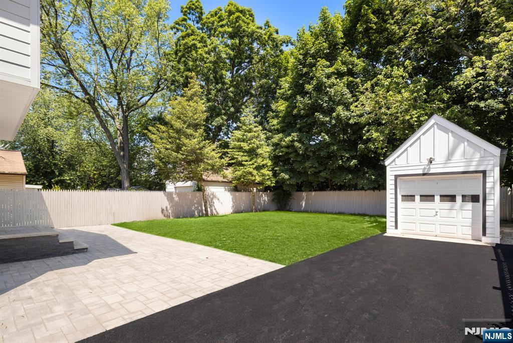 34 Parkway