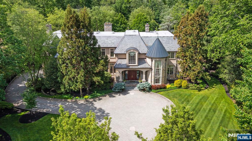 11 Elden Drive