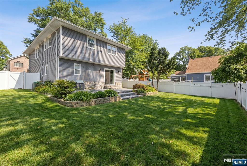 11 Belmont Avenue