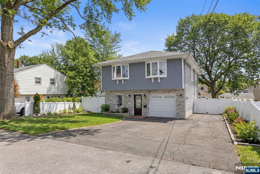 11 Belmont Avenue