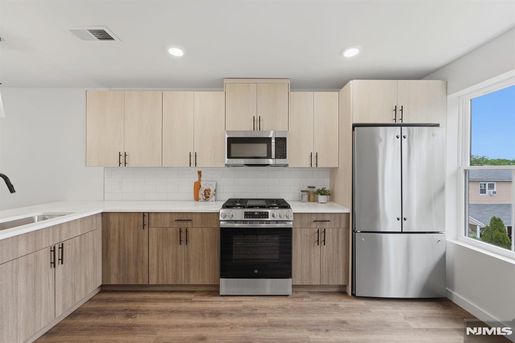 91 Union Street 4B