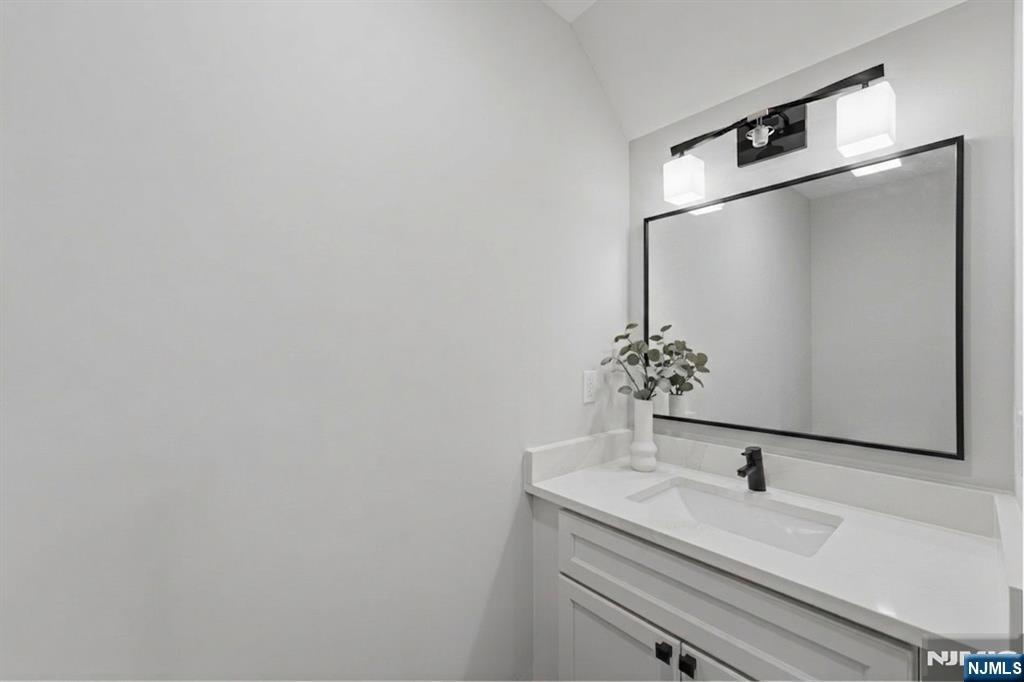 91 Union Street 4B