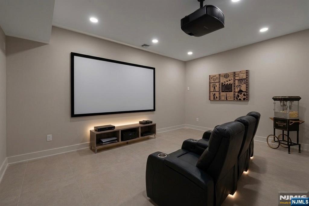 911 Hilltop Terrace