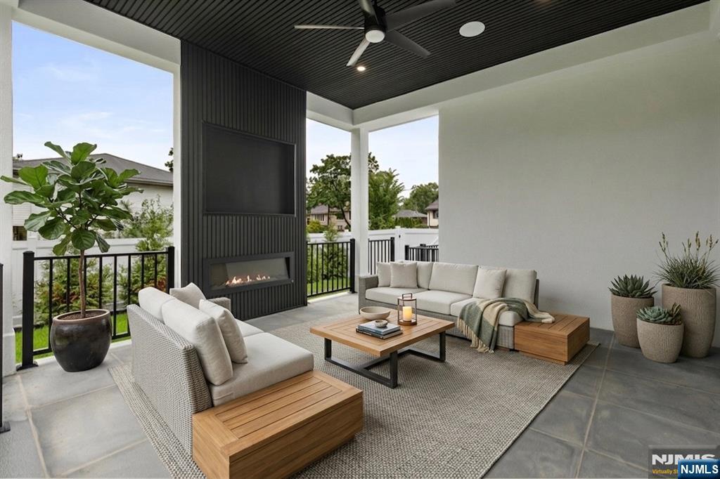 155 Truman Terrace