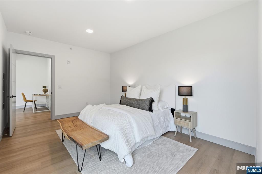 1435 10th Street 409
