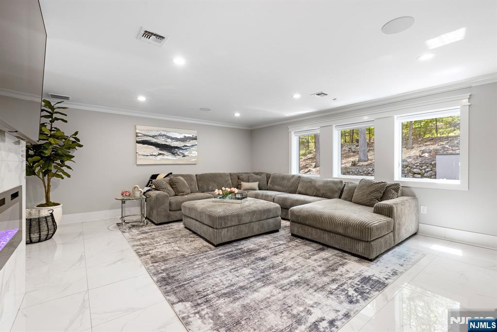 315 Freemans Lane