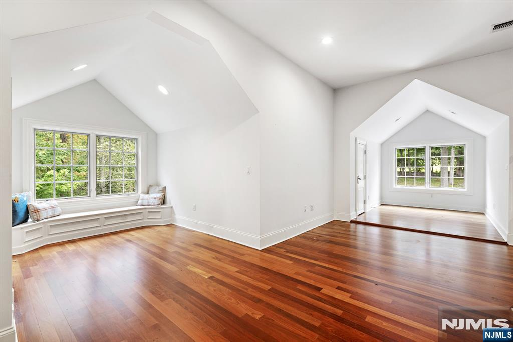 146 E Allendale Road