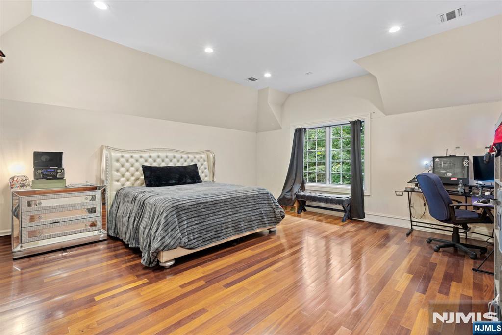 146 E Allendale Road