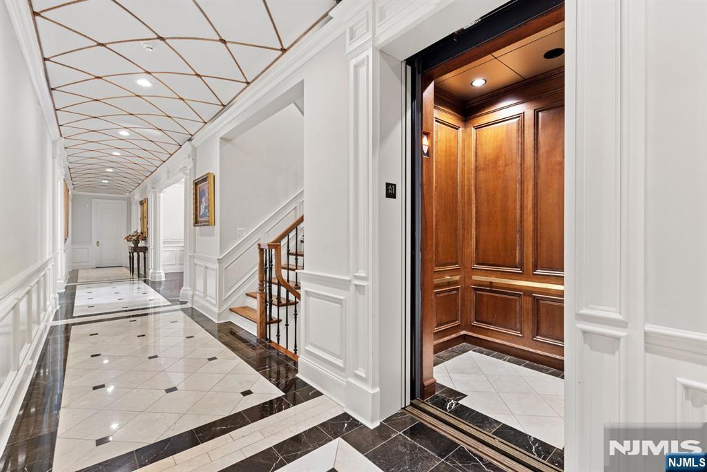 146 E Allendale Road