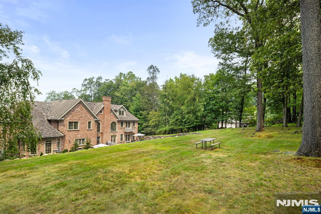 146 E Allendale Road