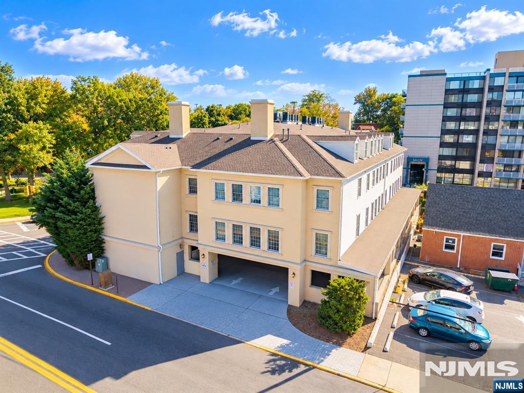 180 Edgewater Road 1A