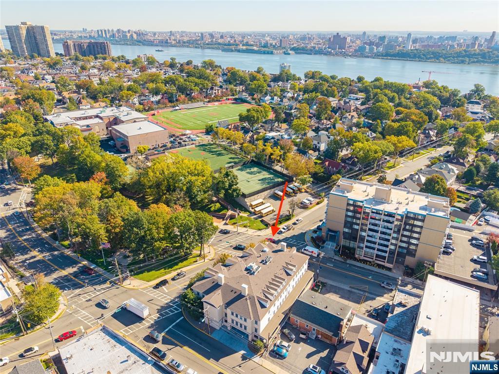 180 Edgewater Road 1A