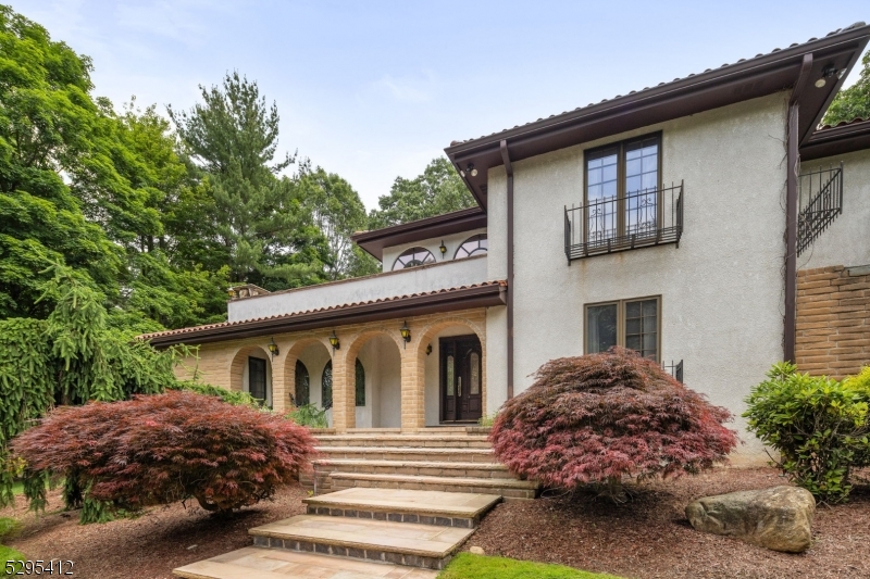 32 Apache Rd