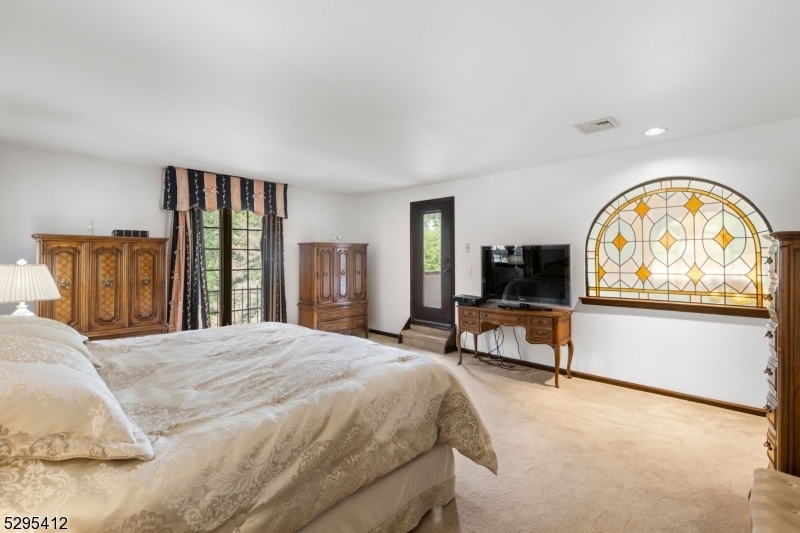 32 Apache Rd